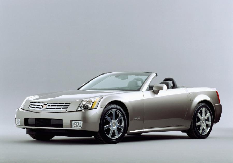  Cadillac XLR Roadster 2004 года  (фото 126 из 128)